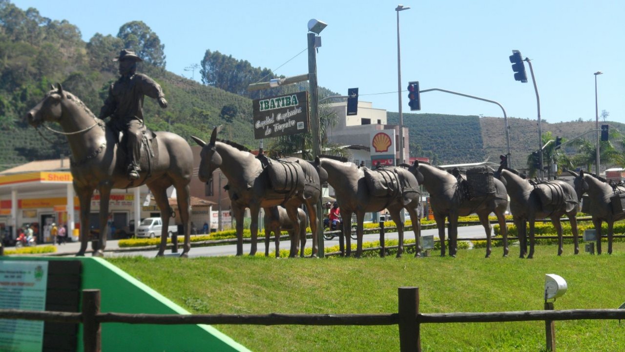 Prédios públicos e monumentos terão placas explicativas