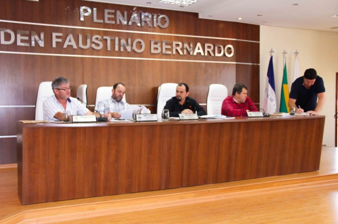 Urgência: Executivo solicita remanejamento de servidores para auxiliar no combate ao Coronavírus