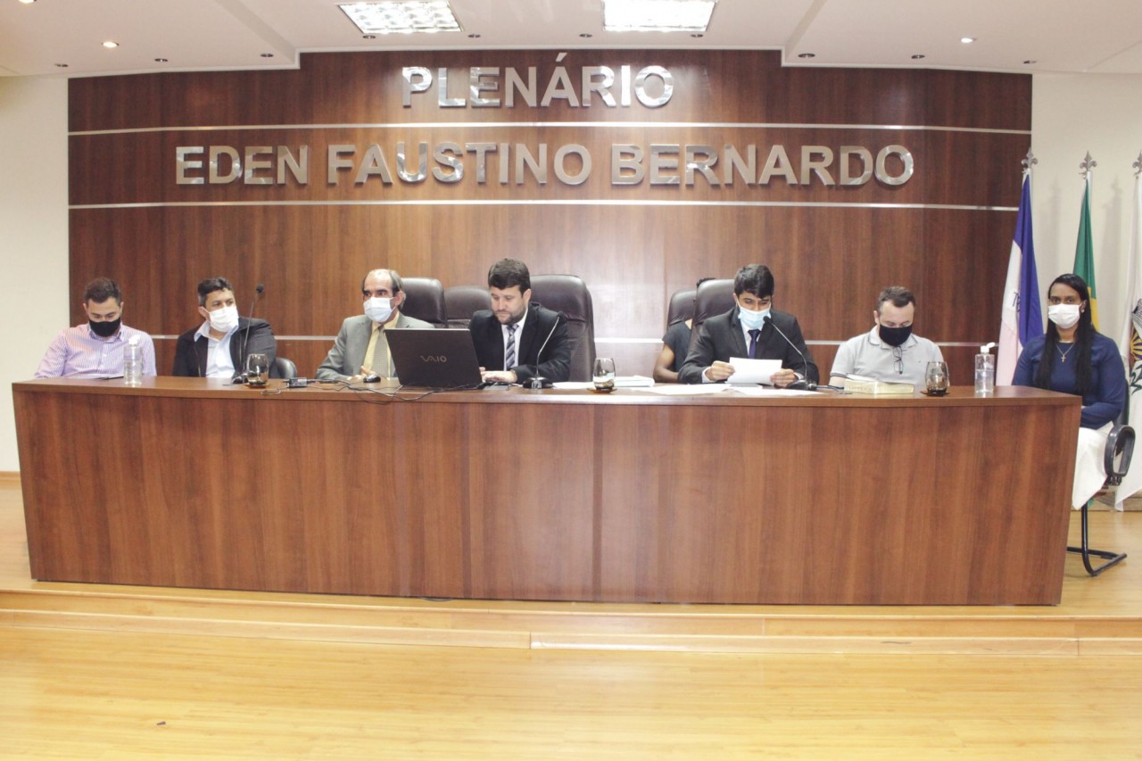 Vereadores aprovam reestruturação administrativa da Câmara