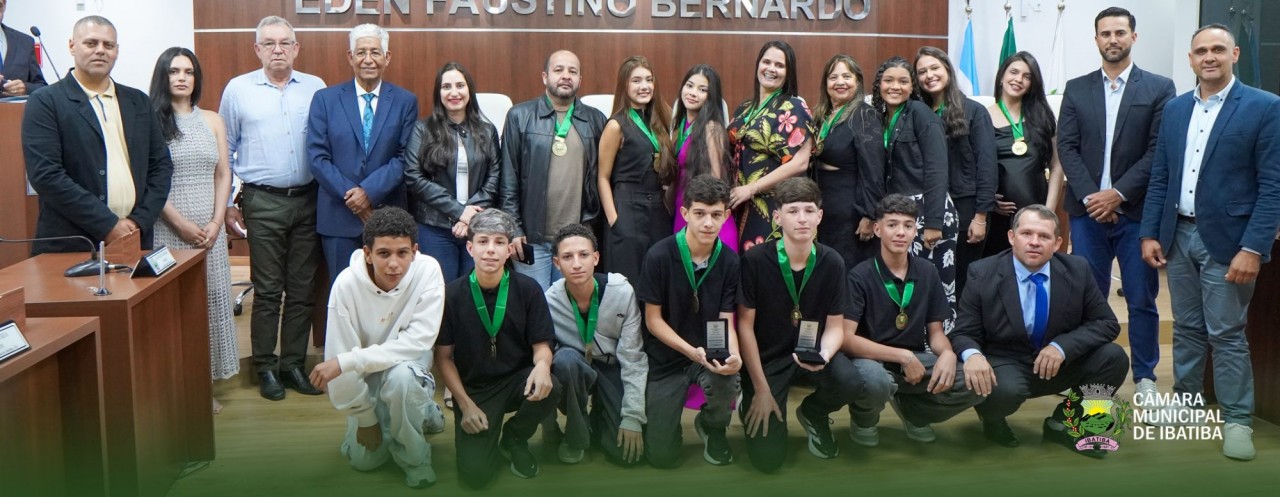 Câmara de Ibatiba entrega Medalha de Mérito Ambiental à EMEIEF Adelaide Rodrigues Moreira