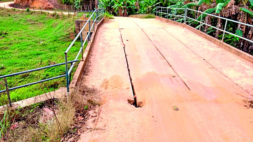 Ponte em área rural de Ibatiba