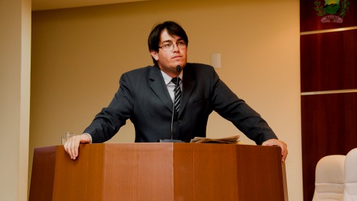 Vereador quer fiscalização de ambulantes em Ibatiba Vereador quer fiscalização de ambulantes em Ibatiba