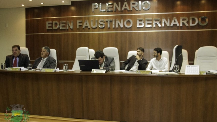 Discurso do vereador Ivanito Barbosa 11022016 Discurso do vereador Ivanito Barbosa 11022016