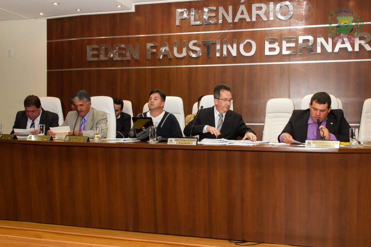 Câmara autoriza seleção de profissionais de apoio à educação Câmara autoriza seleção de profissionais de apoio à educação