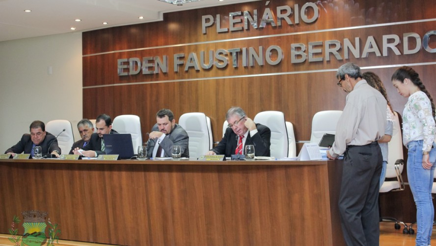 Discurso do vereador Elias Cândido 12122016 Discurso do vereador Elias Cândido 12122016