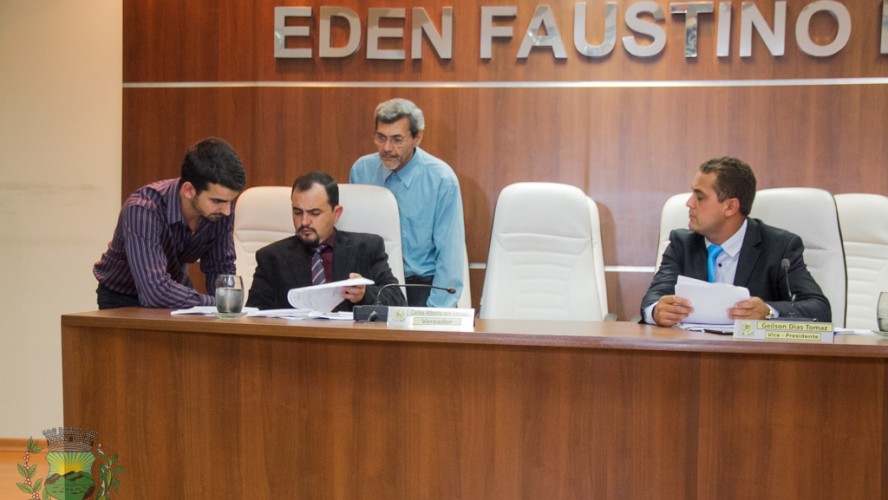 Expediente do dia 25-04-2017 Expediente do dia 25-04-2017