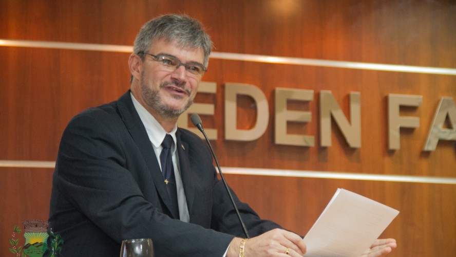 Expediente do dia 25-04-2017 Expediente do dia 25-04-2017