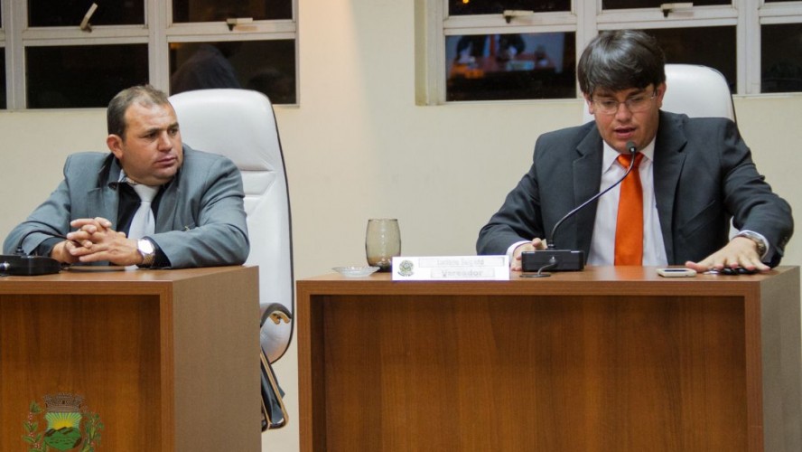 Expediente do dia 25-05-2015 Expediente do dia 25-05-2015