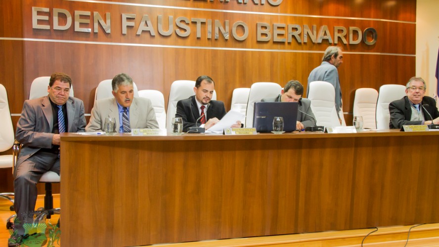 Expediente do dia 25-06-2015 Expediente do dia 25-06-2015