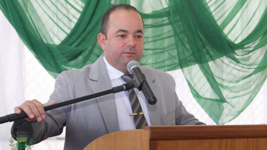 Discurso do Prefeito Luciano Miranda Salgado 01012017 Discurso do Prefeito Luciano Miranda Salgado 01012017