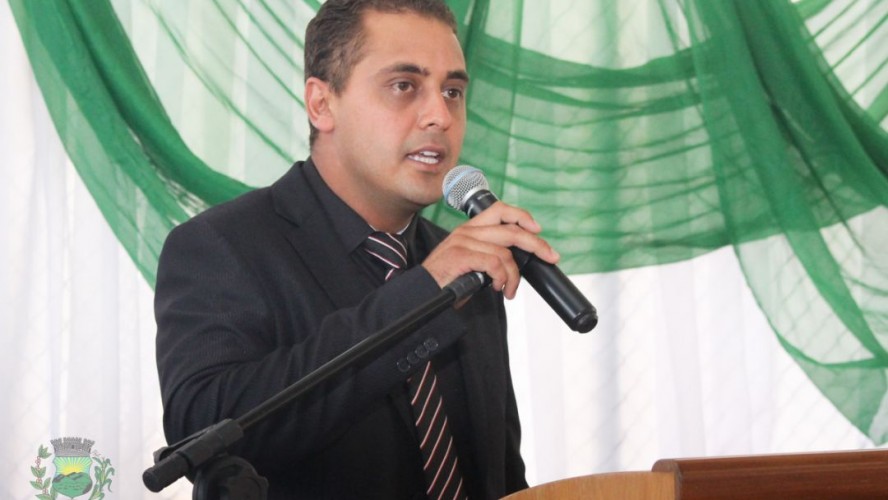 Discurso do Prefeito Luciano Miranda Salgado 01012017 Discurso do Prefeito Luciano Miranda Salgado 01012017