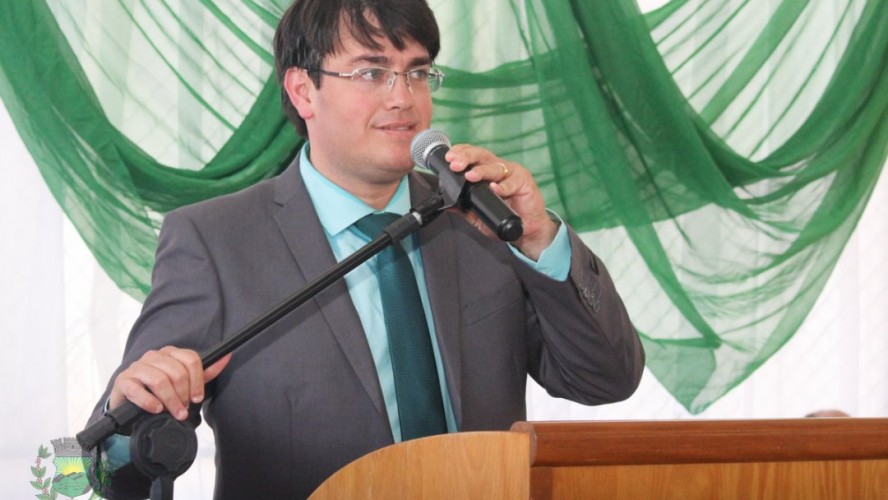 Discurso do Prefeito Luciano Miranda Salgado 01012017 Discurso do Prefeito Luciano Miranda Salgado 01012017