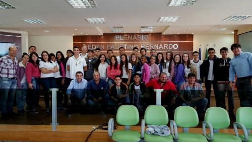 Alunos visitam a Câmara durante debate sobre Agricultura Alunos visitam a Câmara durante debate sobre Agricultura