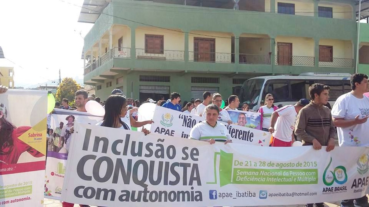 Apae e Pestalozzi serão homenageadas em Sessão Solene Apae e Pestalozzi serão homenageadas em Sessão Solene