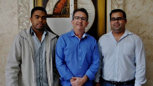 Presidente dá posse a novos servidores Presidente dá posse a novos servidores