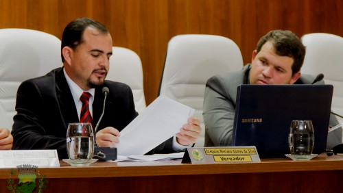 Lei de Diretrizes Orçamentárias aprovada em extraordinária Lei de Diretrizes Orçamentárias aprovada em extraordinária