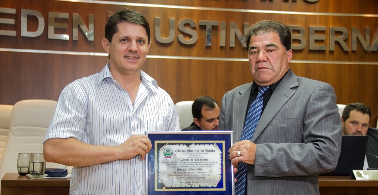 Câmara entrega título de Cidadão Ibatibense Câmara entrega título de Cidadão Ibatibense