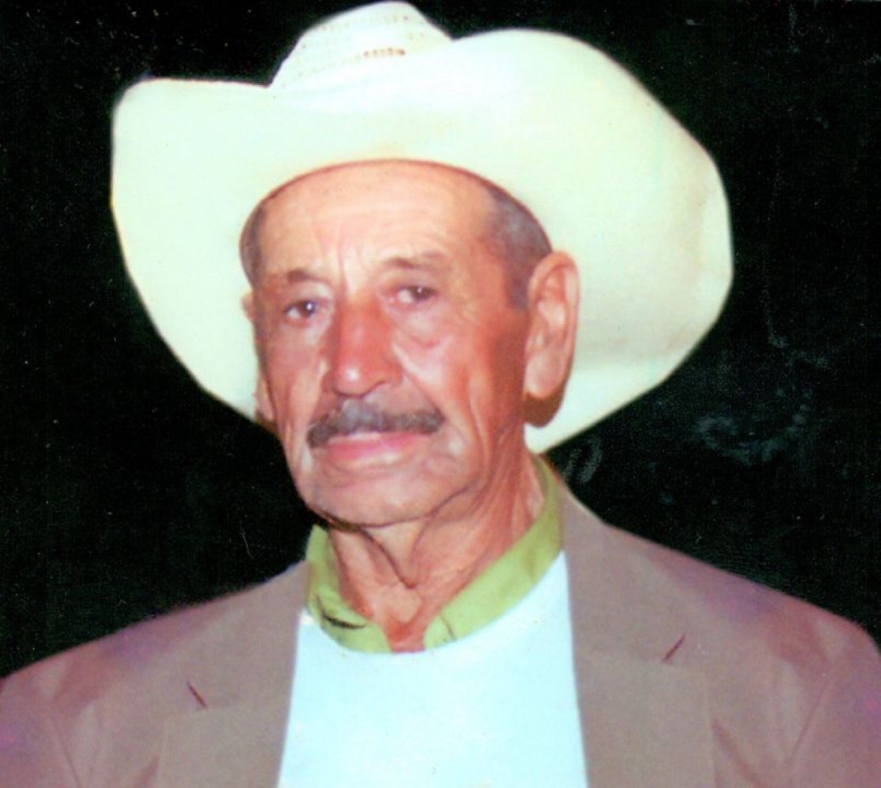 Tropeiro Armando da Silva Machado é homenageado Tropeiro Armando da Silva Machado é homenageado