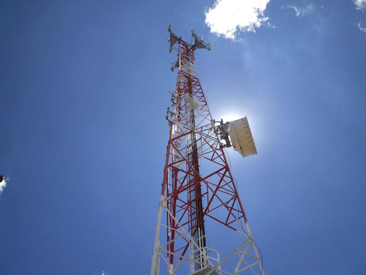 Duas comunidades de Ibatiba ganharão torres de telefonia móvel