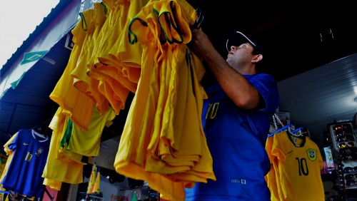 Comércio ambulante: parlamentares cobram ações de fiscalização em Ibatiba Comércio ambulante: parlamentares cobram ações de fiscalização em Ibatiba