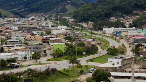 Parlamentares comemoram obras de pavimentação das ruas paralelas à BR 262 Parlamentares comemoram obras de pavimentação das ruas paralelas à BR 262