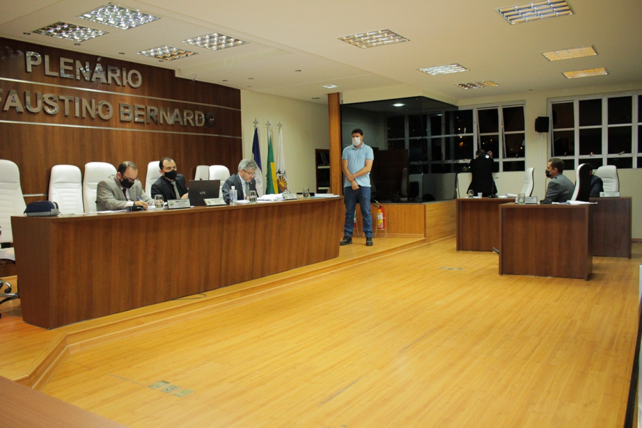 Sessão do dia 14 de setembro apresenta dois projetos de Lei Sessão do dia 14 de setembro apresenta dois projetos de Lei