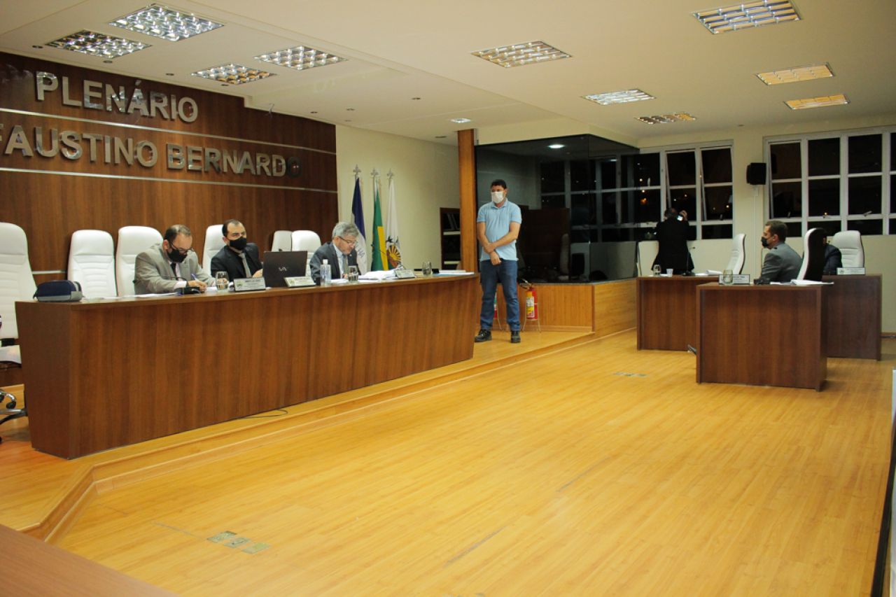 Sessão do dia 14 de setembro apresenta dois projetos de Lei Sessão do dia 14 de setembro apresenta dois projetos de Lei