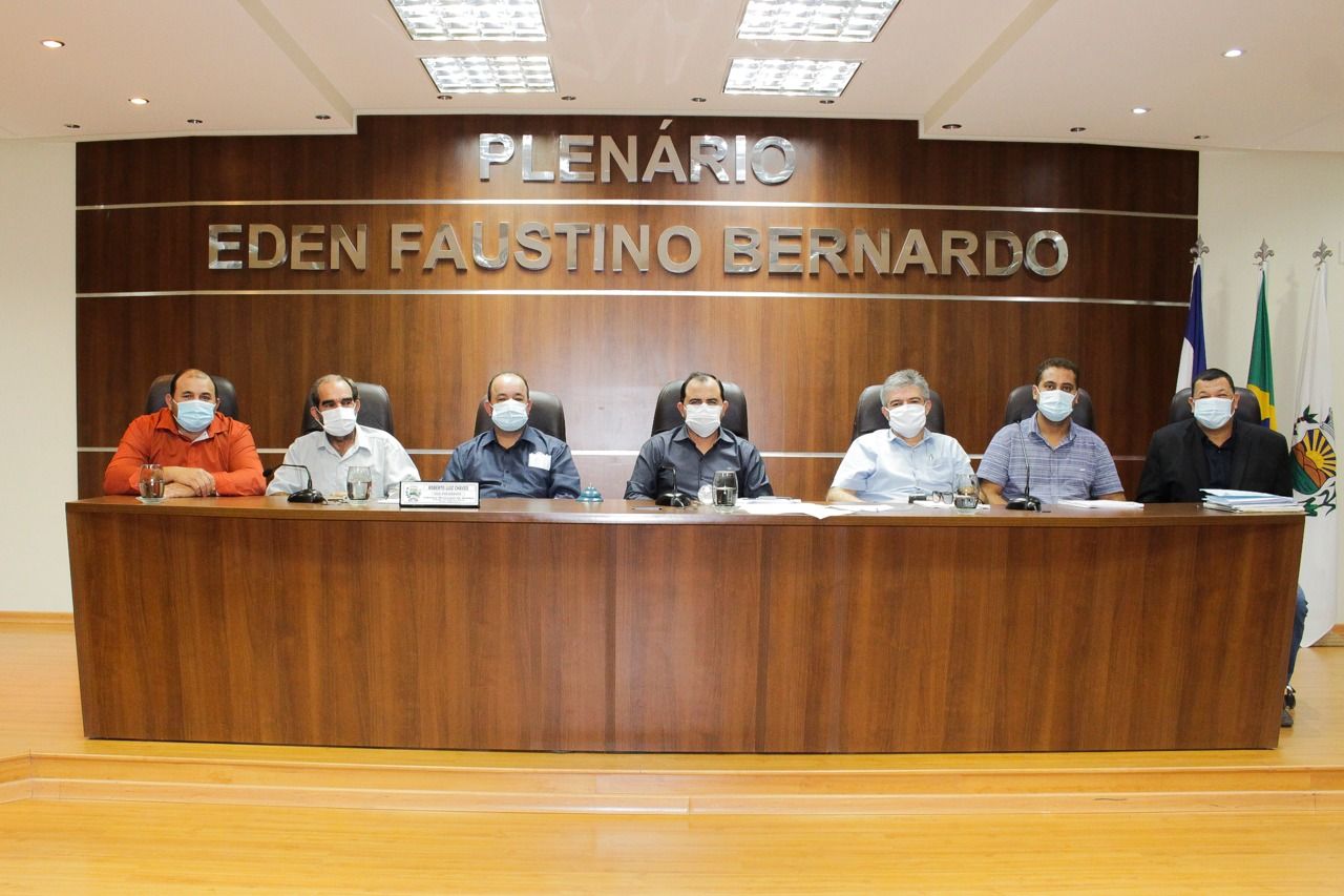 Aprovado Projeto de Lei Complementar que altera nomenclaturas e nível salarial em cargos da Prefeitura de Ibatiba Aprovado Projeto de Lei Complementar que altera nomenclaturas e nível salarial em cargos da Prefeitura de Ibatiba