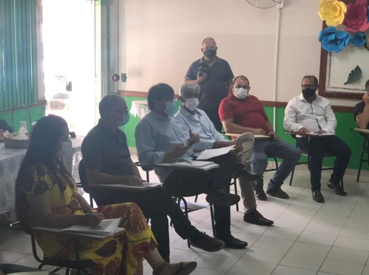 Vereadores participam de reunião sobre pautas do Consórcio Caparaó Vereadores participam de reunião sobre pautas do Consórcio Caparaó