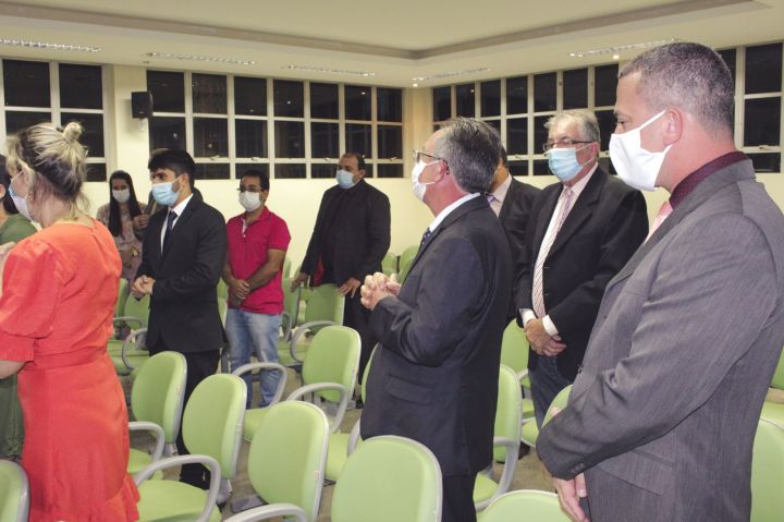 Culto marca ínicio da 1ª Sessão Ordinária da Câmara Culto marca ínicio da 1ª Sessão Ordinária da Câmara