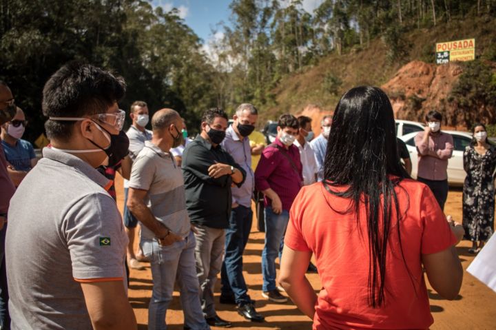 Vereadores visitam futuro Centro de Distribuição de Revsol no Caparaó Vereadores visitam futuro Centro de Distribuição de Revsol no Caparaó