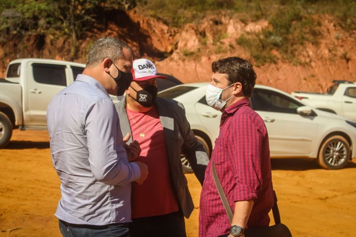 Vereadores visitam futuro Centro de Distribuição de Revsol no Caparaó Vereadores visitam futuro Centro de Distribuição de Revsol no Caparaó