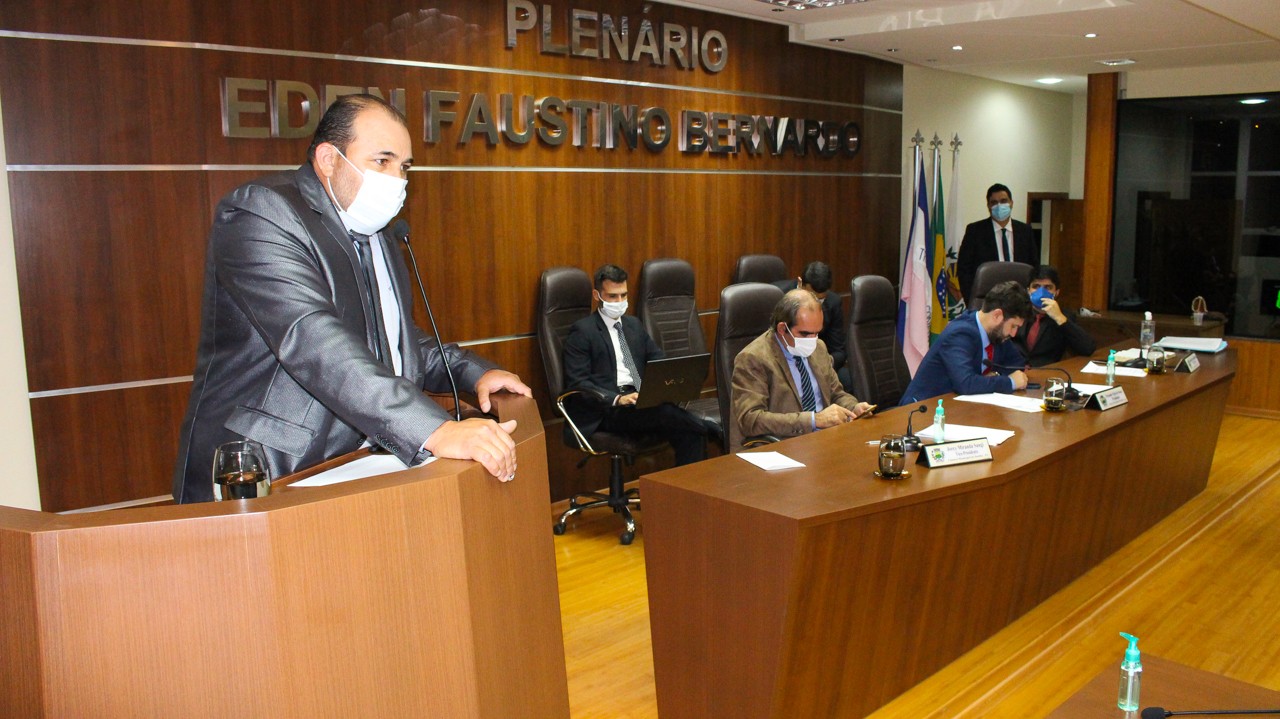 Vereadores definem prazo para análise do Plano Plurianual e Lei Orçamentária Anual Vereadores definem prazo para análise do Plano Plurianual e Lei Orçamentária Anual