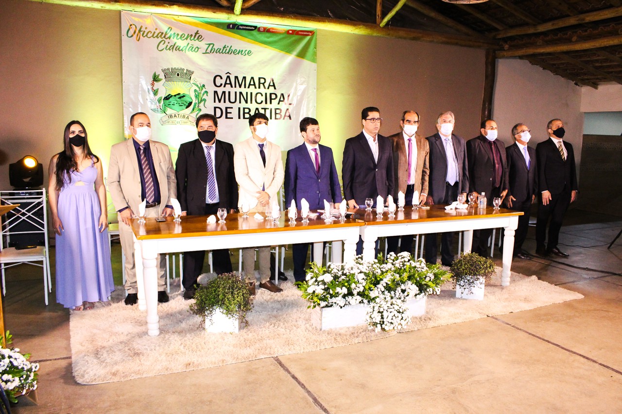 A maior honraria do Poder Legislativo é concedida a 33 novos Cidadãos Ibatibenses A maior honraria do Poder Legislativo é concedida a 33 novos Cidadãos Ibatibenses