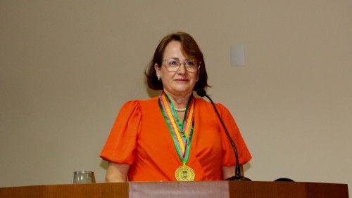 Valéria Oliveira Figueiredo | Homenagem aos Profissionais da Educação Valéria Oliveira Figueiredo | Homenagem aos Profissionais da Educação