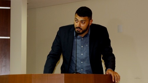 Dr. Vinicius Alexandre Vieira de Amorim | Homenagem aos Profissionais da Educação Dr. Vinicius Alexandre Vieira de Amorim | Homenagem aos Profissionais da Educação