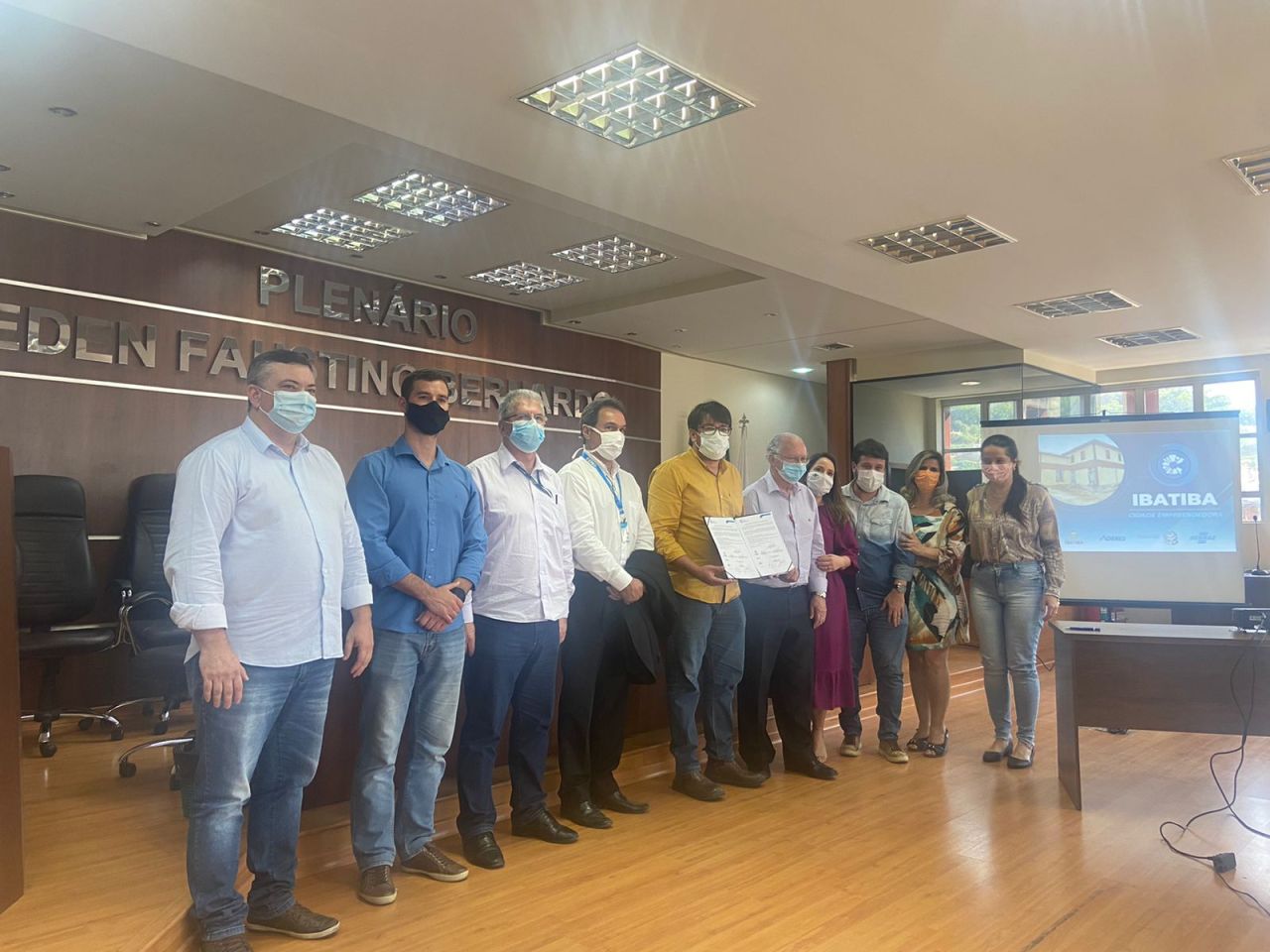 Ibatiba assina Termo de Adesão ao projeto Cidade Empreendedora Ibatiba assina Termo de Adesão ao projeto Cidade Empreendedora