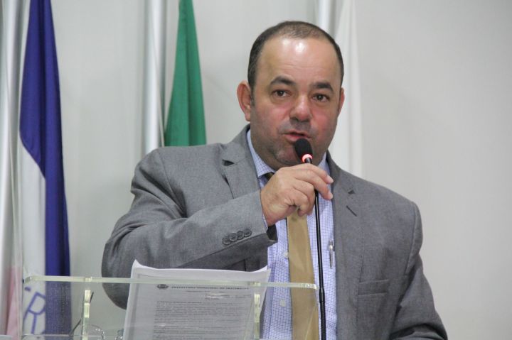 Poder Legislativo autoriza contratação de profissionais para atender demandas do Poder Executivo Poder Legislativo autoriza contratação de profissionais para atender demandas do Poder Executivo