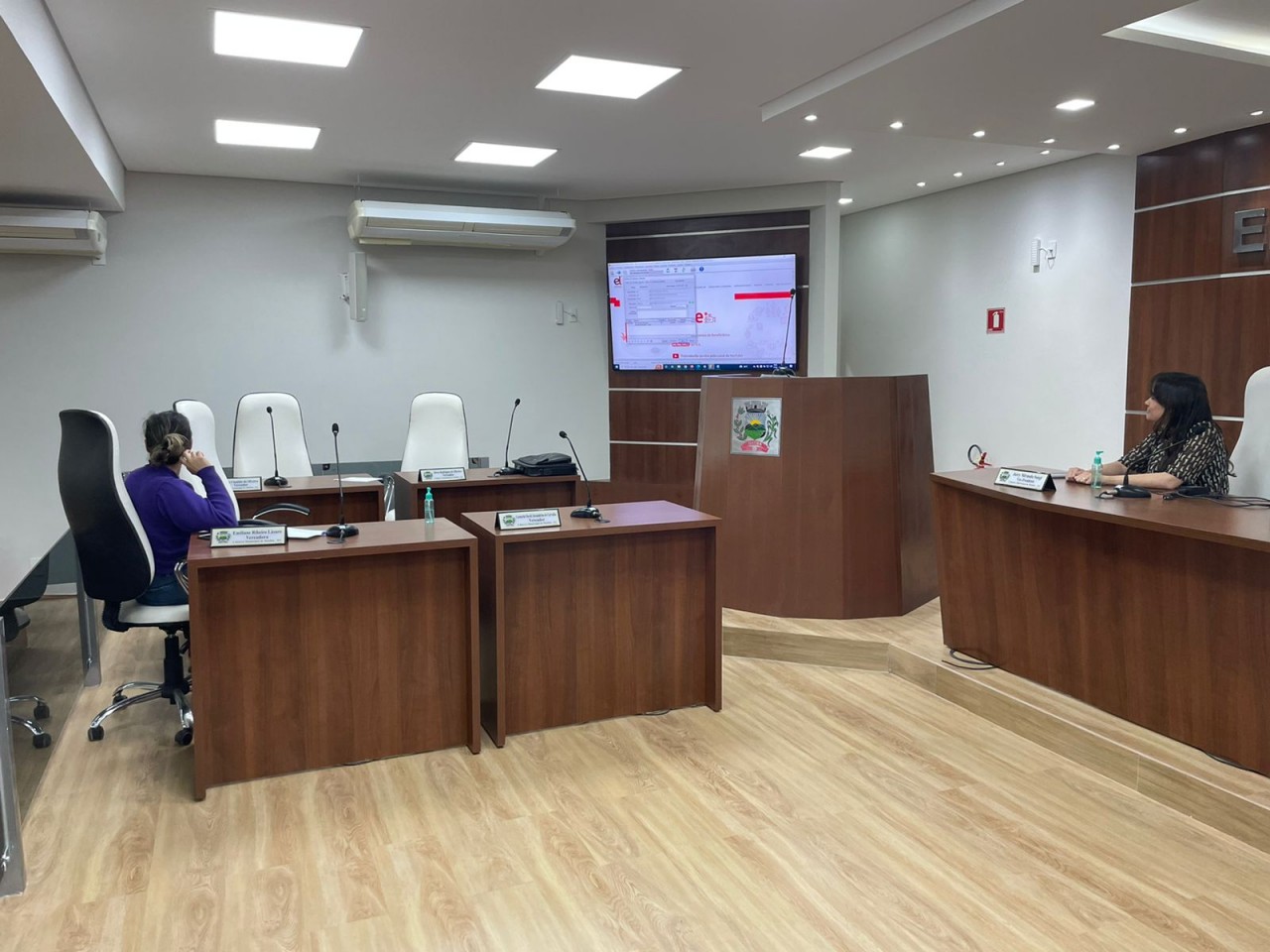 Servidores da Câmara de Ibatiba participam de capacitação Servidores da Câmara de Ibatiba participam de capacitação