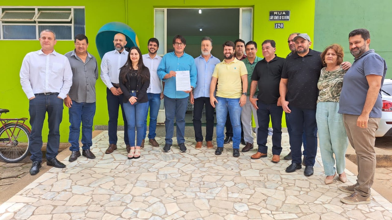 Poder Legislativo participa de cerimônia de abertura do Hospital Público Municipal Poder Legislativo participa de cerimônia de abertura do Hospital Público Municipal