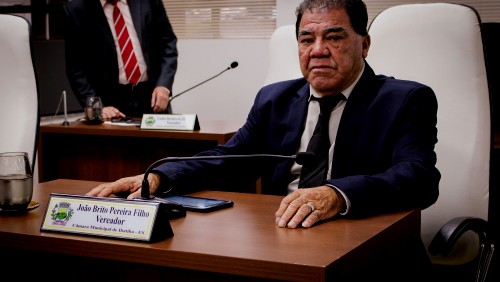 Tribuna: Vereador Jango cobra do Poder Executivo atendimento as suas indicações Tribuna: Vereador Jango cobra do Poder Executivo atendimento as suas indicações