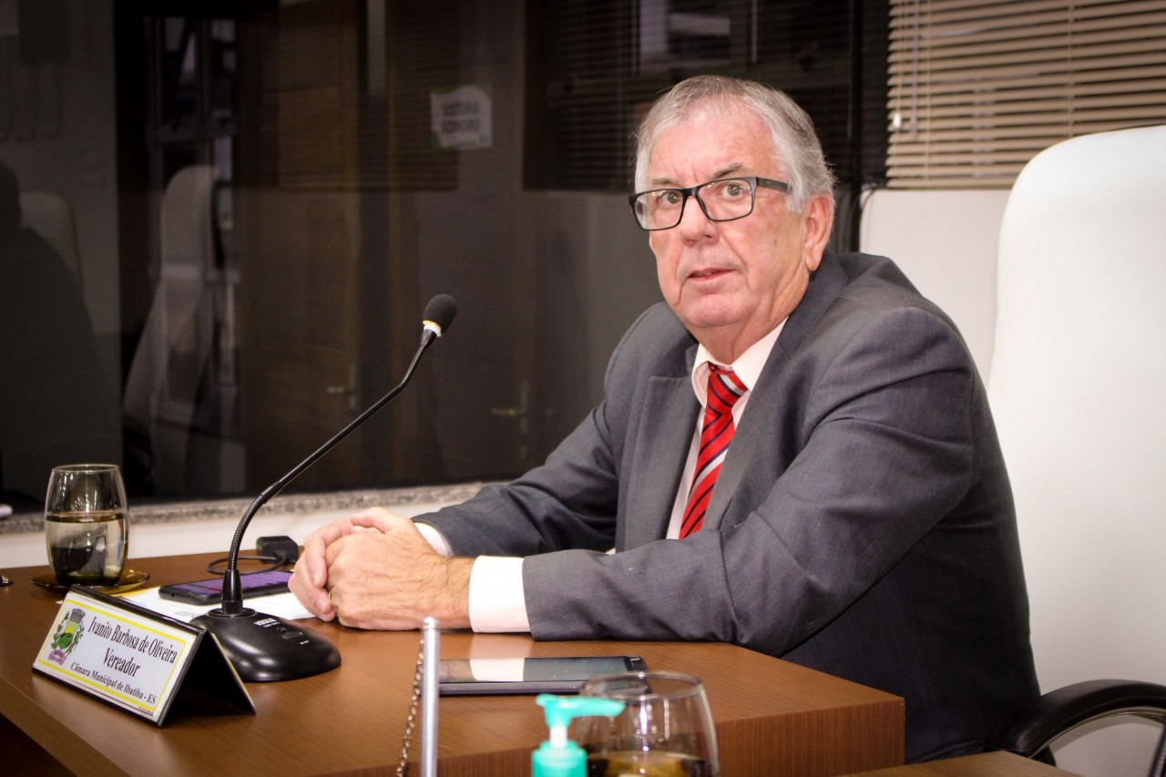 Tribuna: Ivanito Barbosa destaca luto após crime em Aracruz Tribuna: Ivanito Barbosa destaca luto após crime em Aracruz