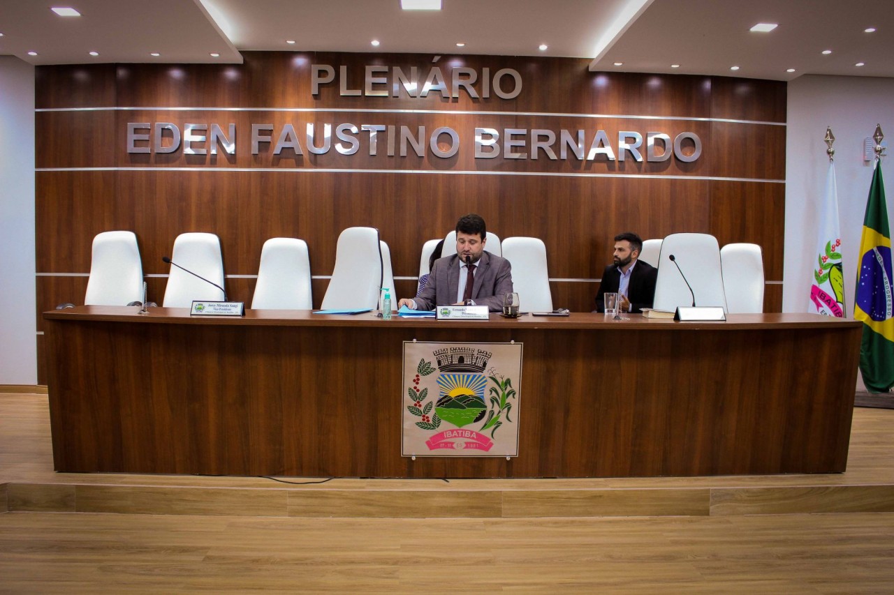 Câmara aprova abono salarial para servidores do Município Câmara aprova abono salarial para servidores do Município