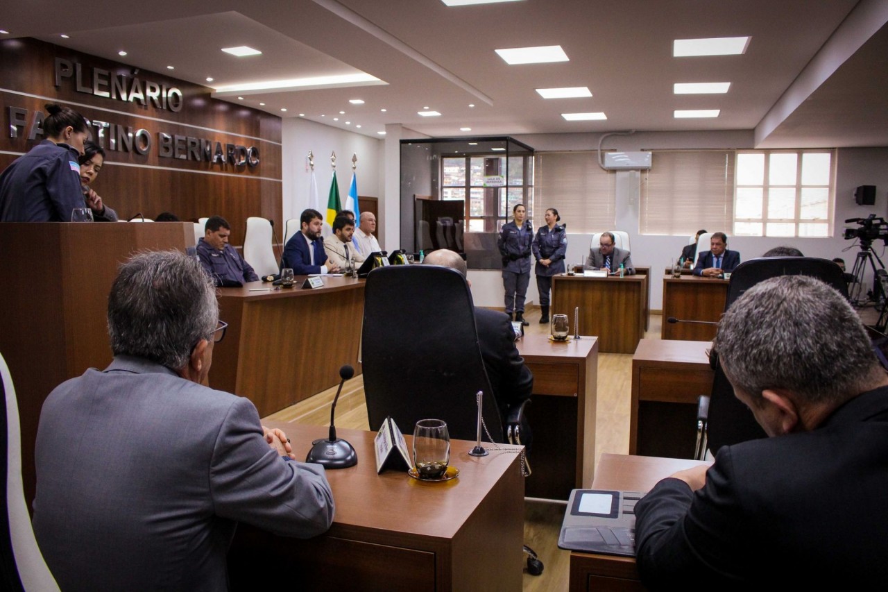 Solenidade homenageia Servidores da Segurança Pública de Ibatiba Solenidade homenageia Servidores da Segurança Pública de Ibatiba