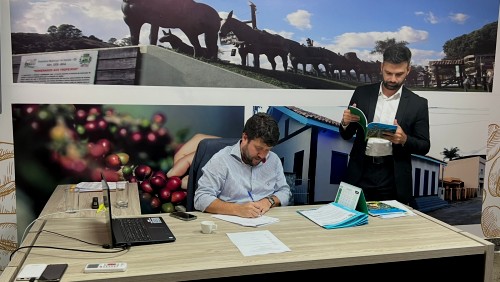 Câmara elege comissões para biênio 2023-2024 Câmara elege comissões para biênio 2023-2024