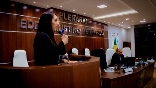 Emiliane Ribeiro Lázaro destaca fiscalização no retorno das aulas Emiliane Ribeiro Lázaro destaca fiscalização no retorno das aulas