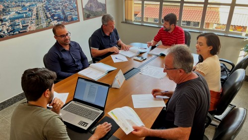 Comissão se reúne para avaliação de contas do Poder Executivo Comissão se reúne para avaliação de contas do Poder Executivo