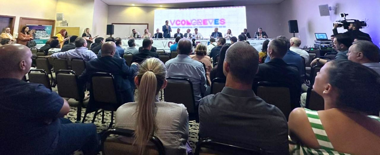 Vereadores estão confiantes no futuro de Ibatiba após participação em Congresso Vereadores estão confiantes no futuro de Ibatiba após participação em Congresso