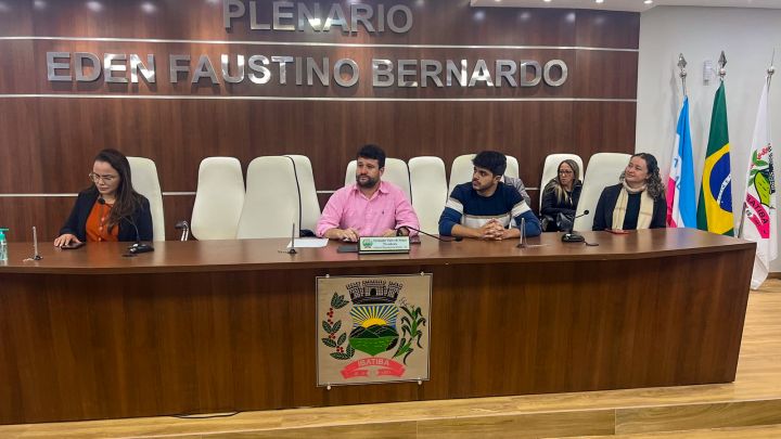 Profissionais da Educação estão participando de formação em Educação Especial Profissionais da Educação estão participando de formação em Educação Especial