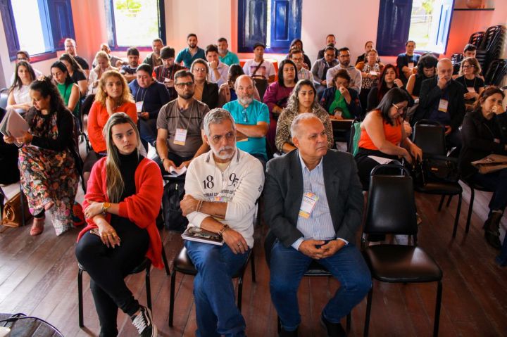 Câmara Municipal participa da 1ª Conferência Intermunicipal de Cultura em Iúna Câmara Municipal participa da 1ª Conferência Intermunicipal de Cultura em Iúna